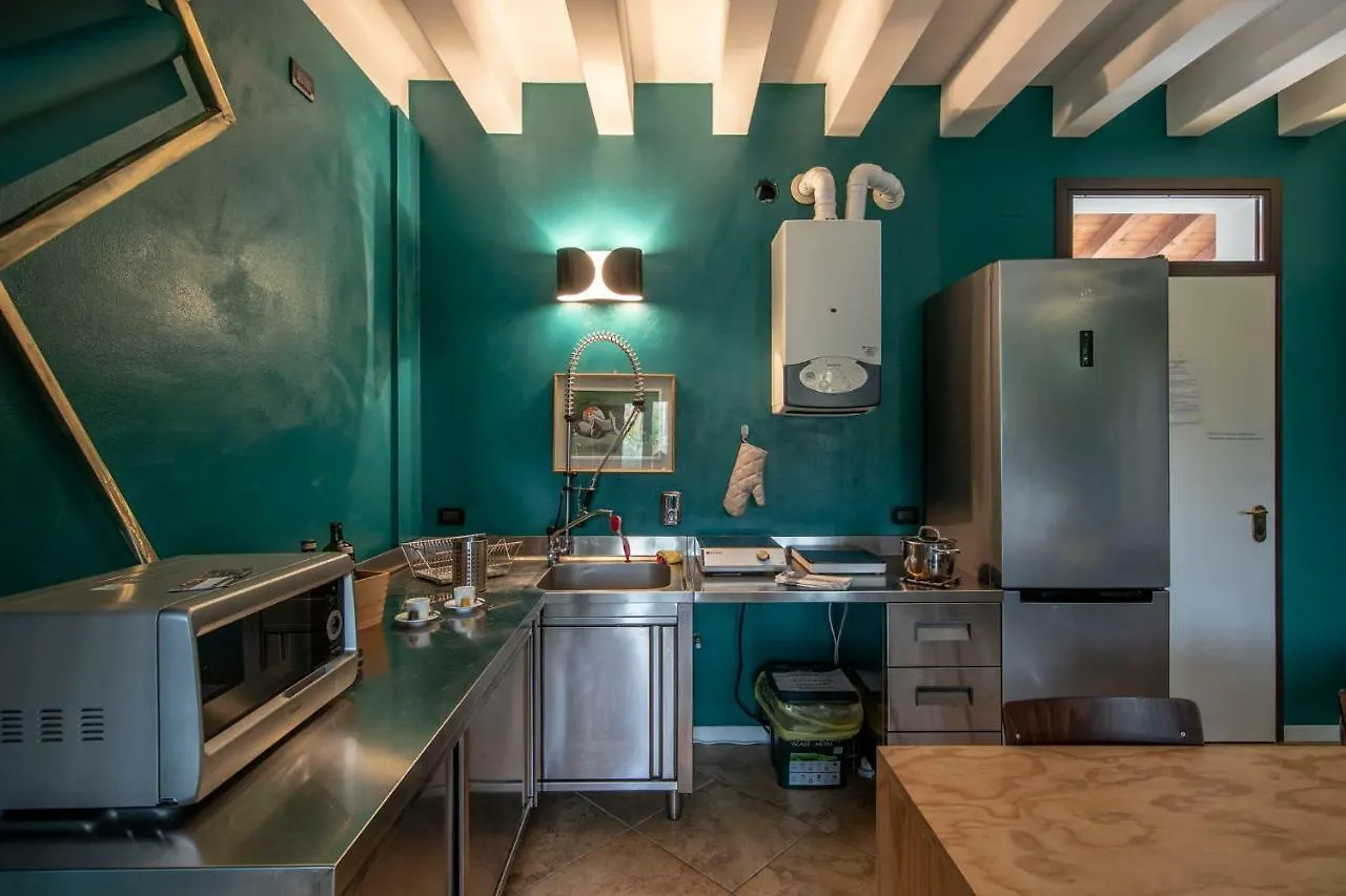 Holiday home Designcontrodesign Villa Desenzano del Garda