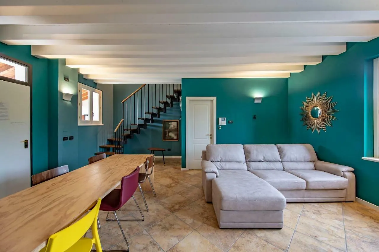 Holiday home Designcontrodesign Villa Desenzano del Garda Italy